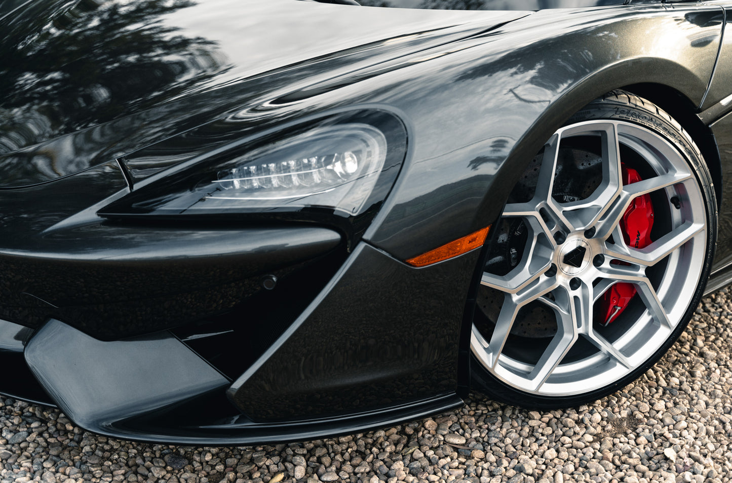 Blaque Diamond BD-F25