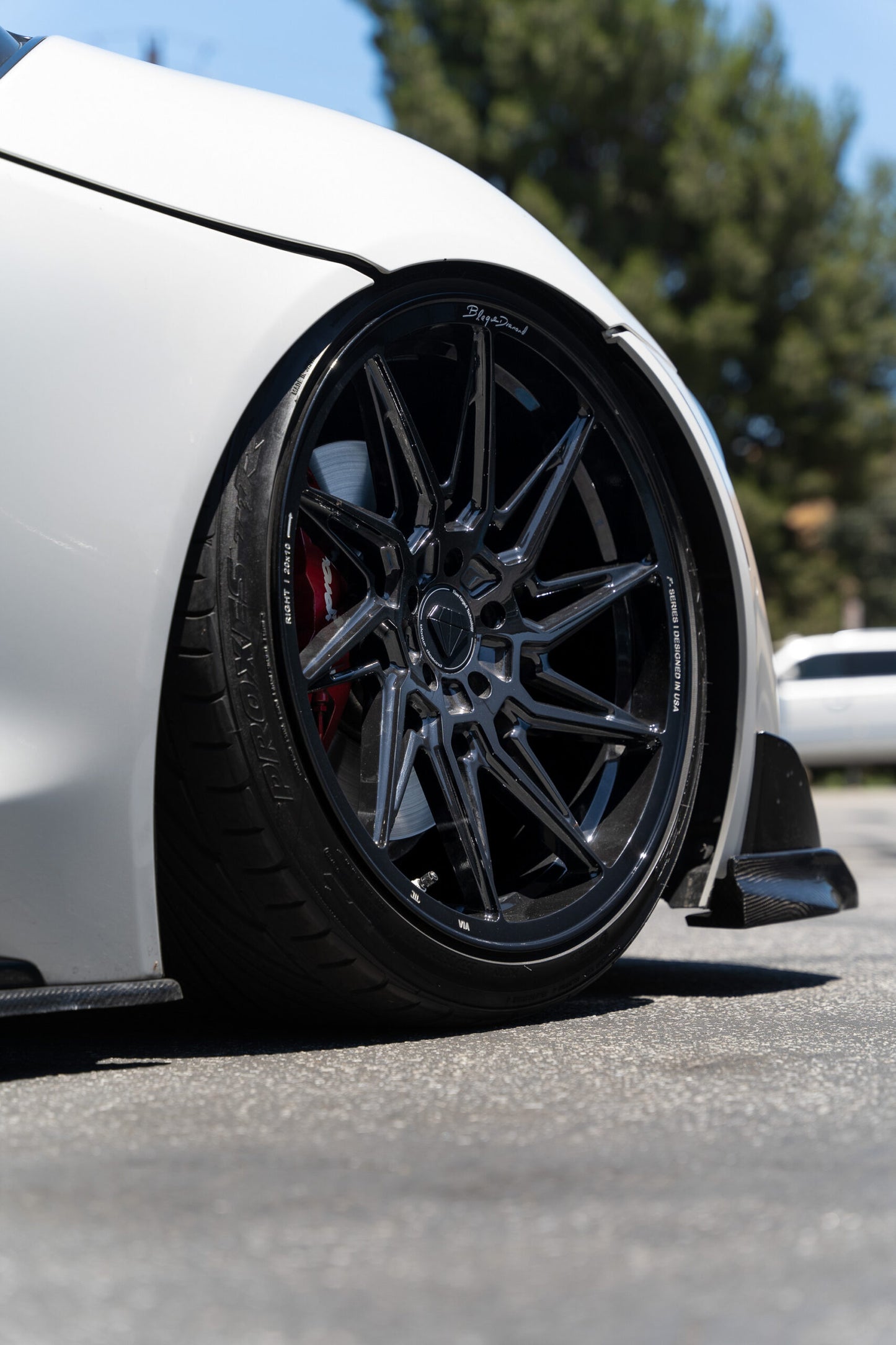 Blaque Diamond BD-F20