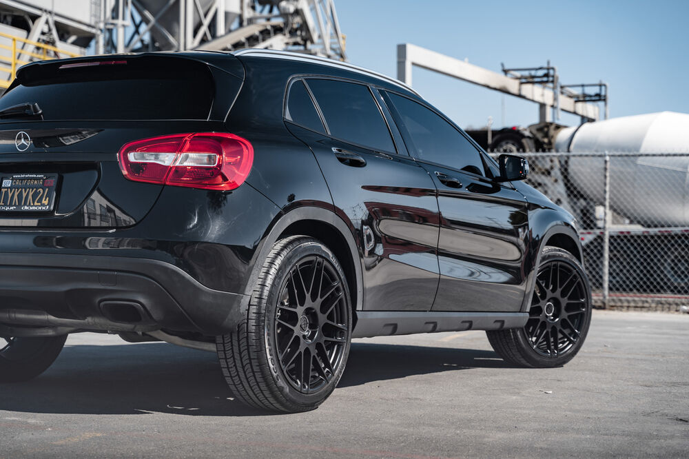 Blaque Diamond BD-F12