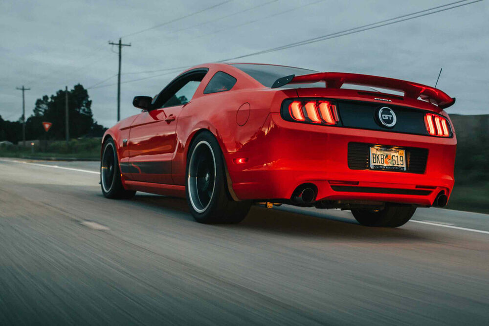 Morimoto: XB LED Tail-Lights (Ford Mustang 13-14)